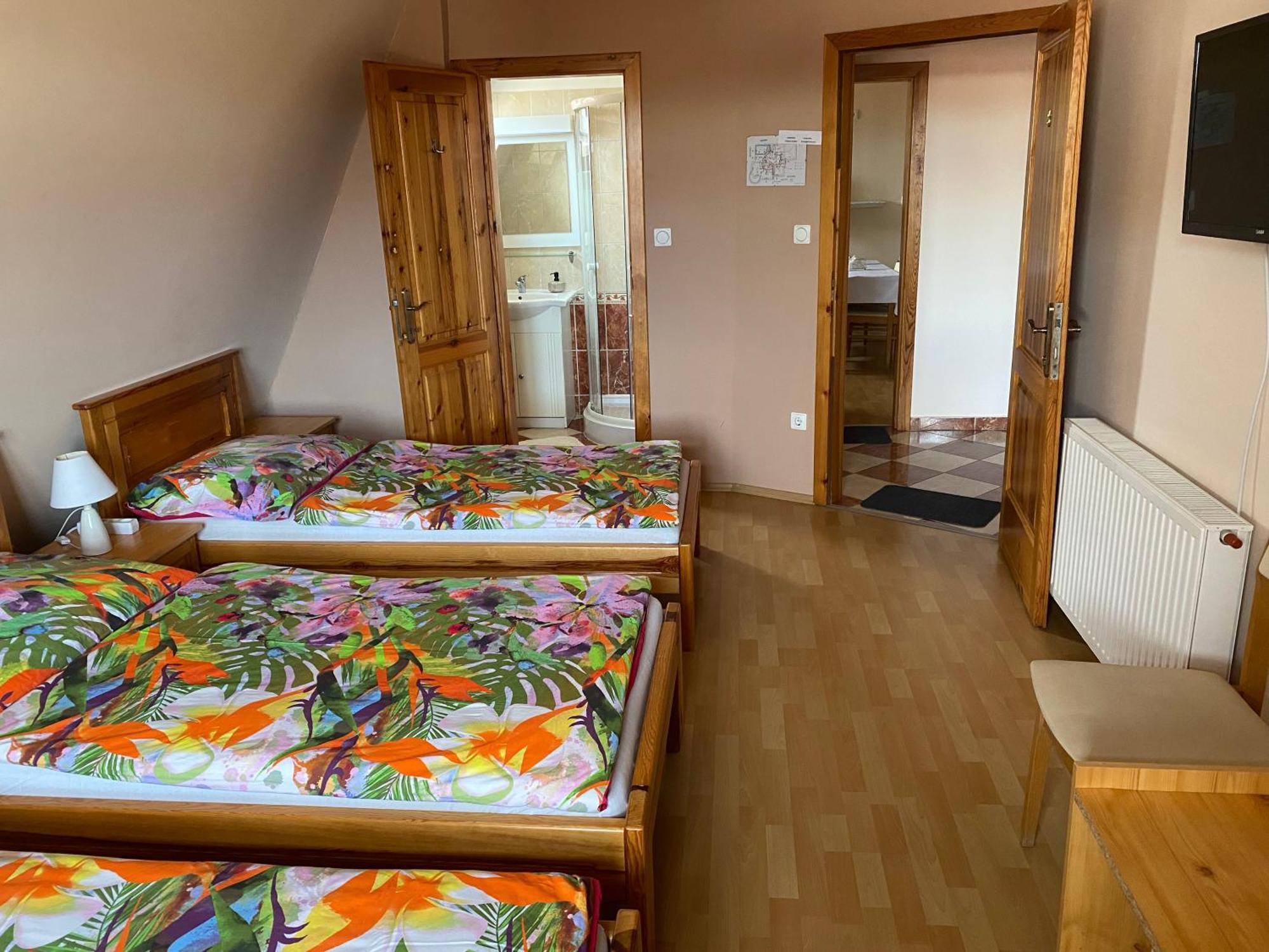 Ambrozia Guesthouse 나지카니자 외부 사진