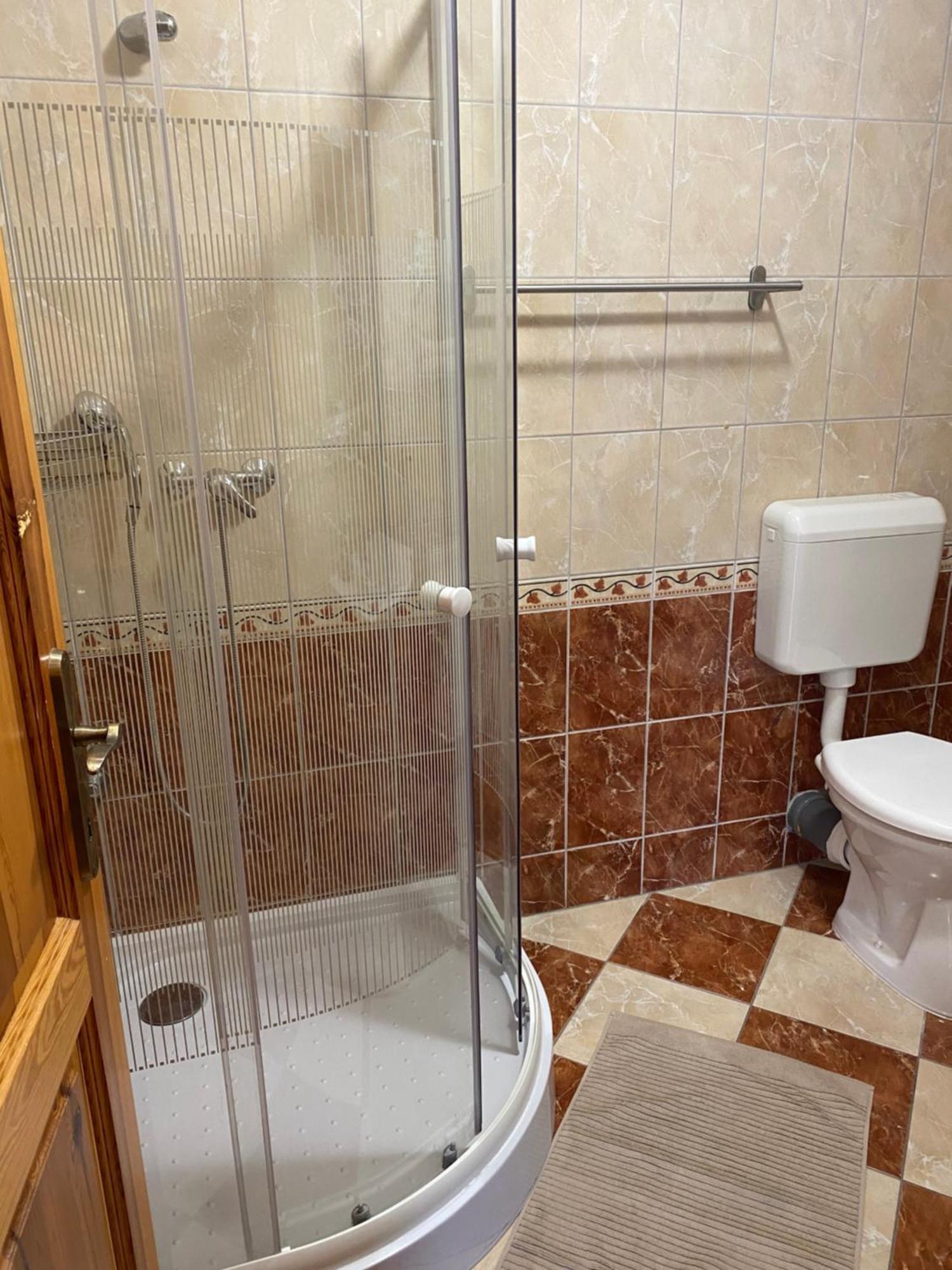Ambrozia Guesthouse 나지카니자 외부 사진