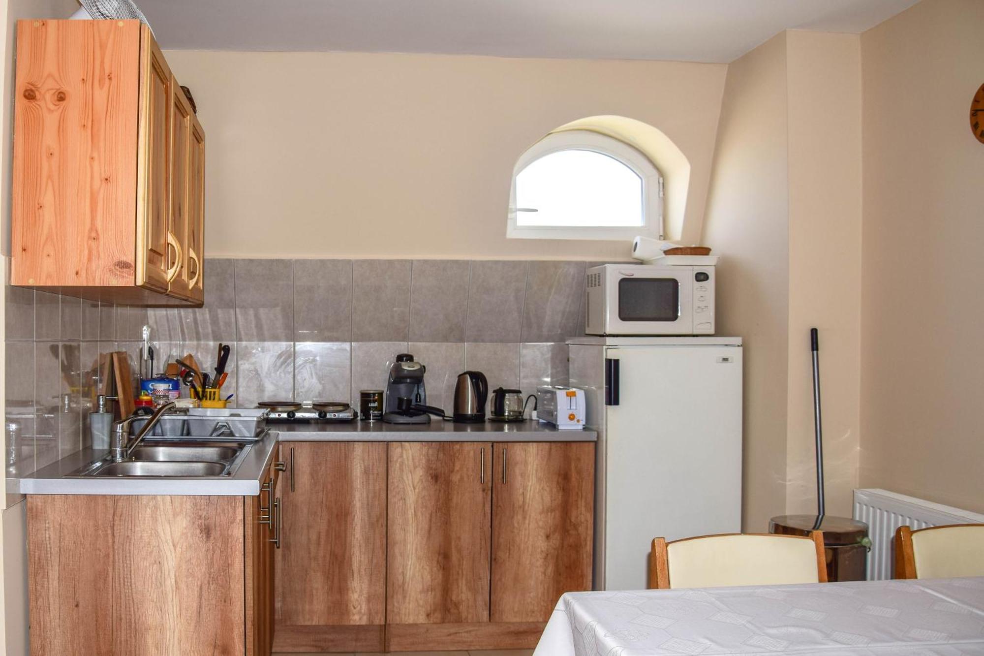 Ambrozia Guesthouse 나지카니자 외부 사진