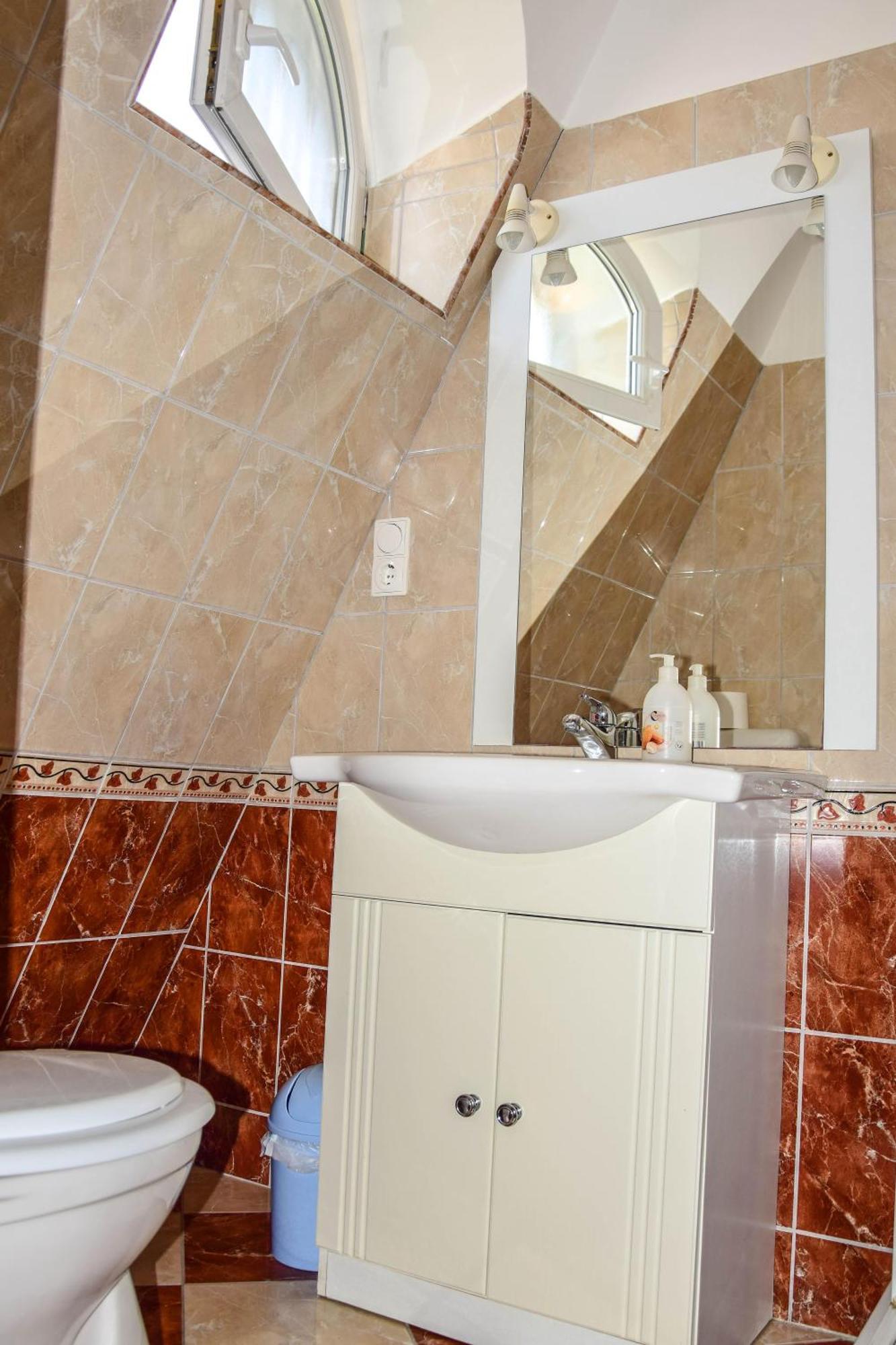 Ambrozia Guesthouse 나지카니자 외부 사진